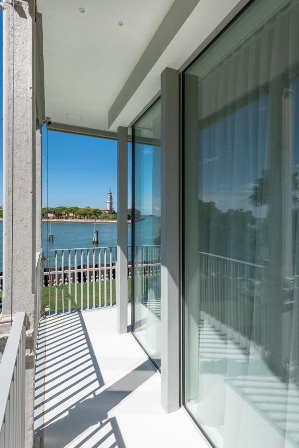 Ca' Delle Contesse - Villa On Lagoon With Private Dock And Spectacular View Lido di Venezia Exterior foto